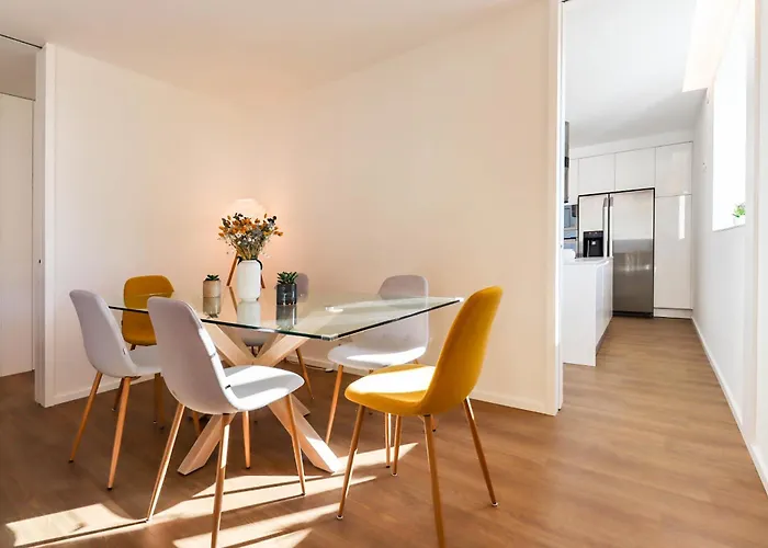 Viana Urban Glamour * Виана-ду-Каштелу